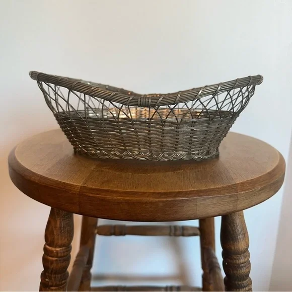 Vintage Silver Plated French Baguette  Basket Dinner Rolls Buns Woven Patina - Picture 3 of 12